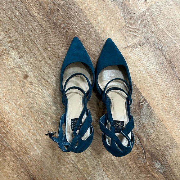 White House Black Market Pumps - Picture 10 of 11